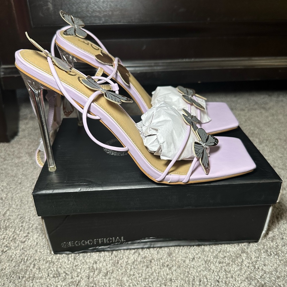 EGO Shoes lavender strappy heels